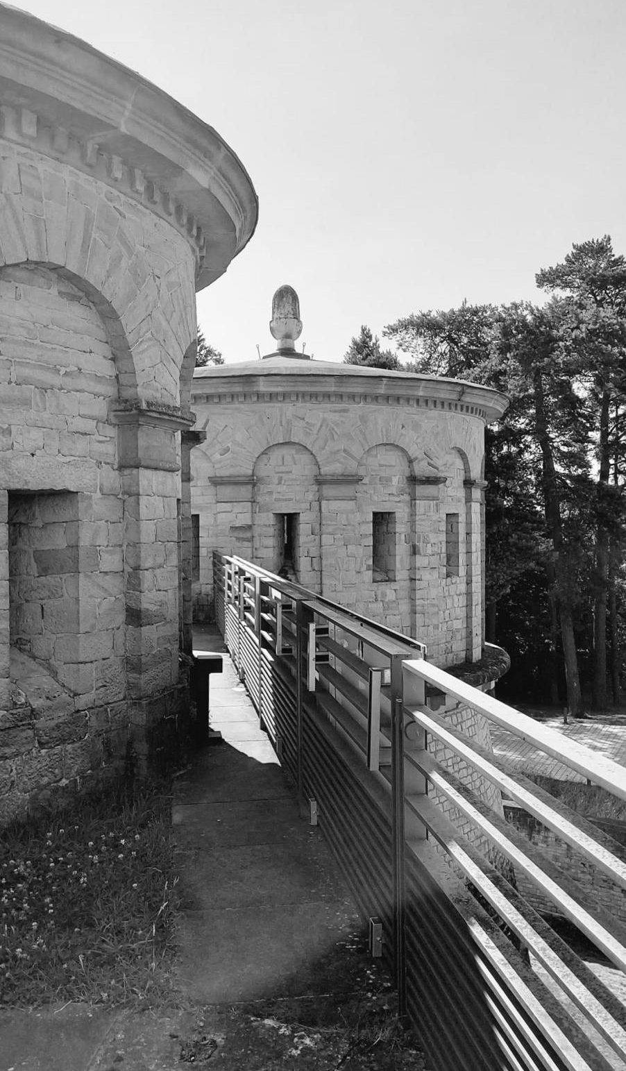 Luxembourg-fortress-black-white